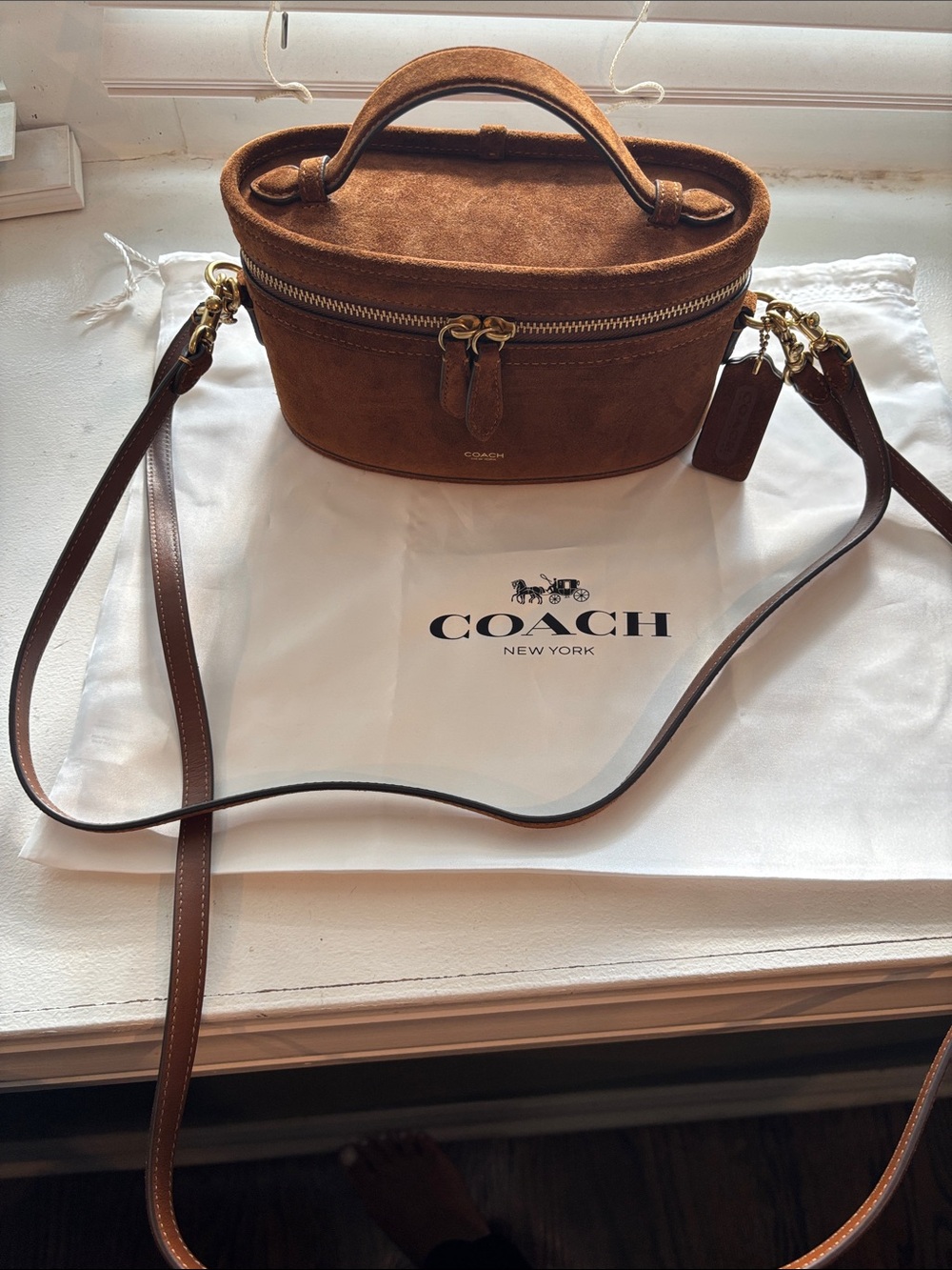Coach Trail Bag- Warm Suede - Picture 5 of 7